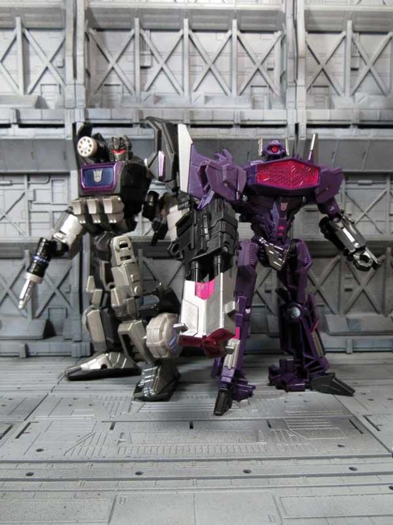 Transformers foc best sale shockwave